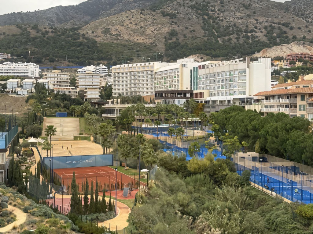 Higuer&oacute;n South Residences (10)