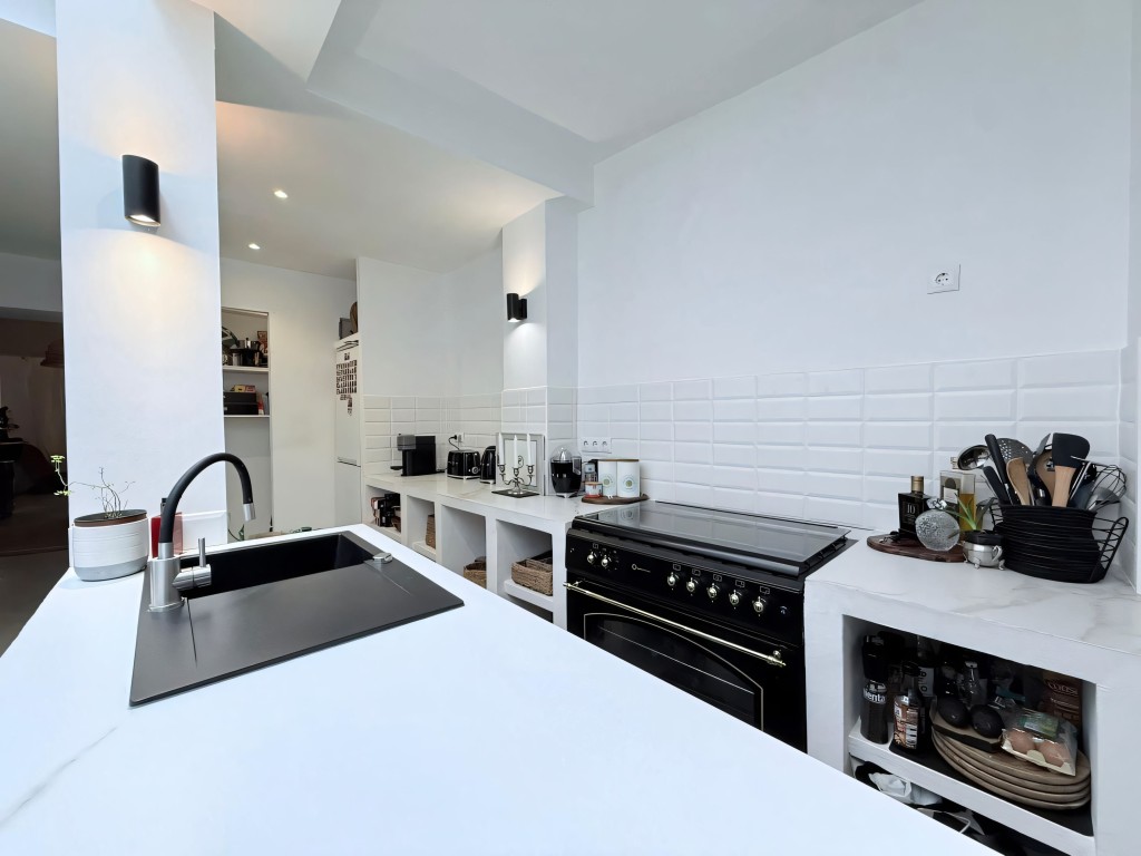 Coin renovated Townhouse (21)