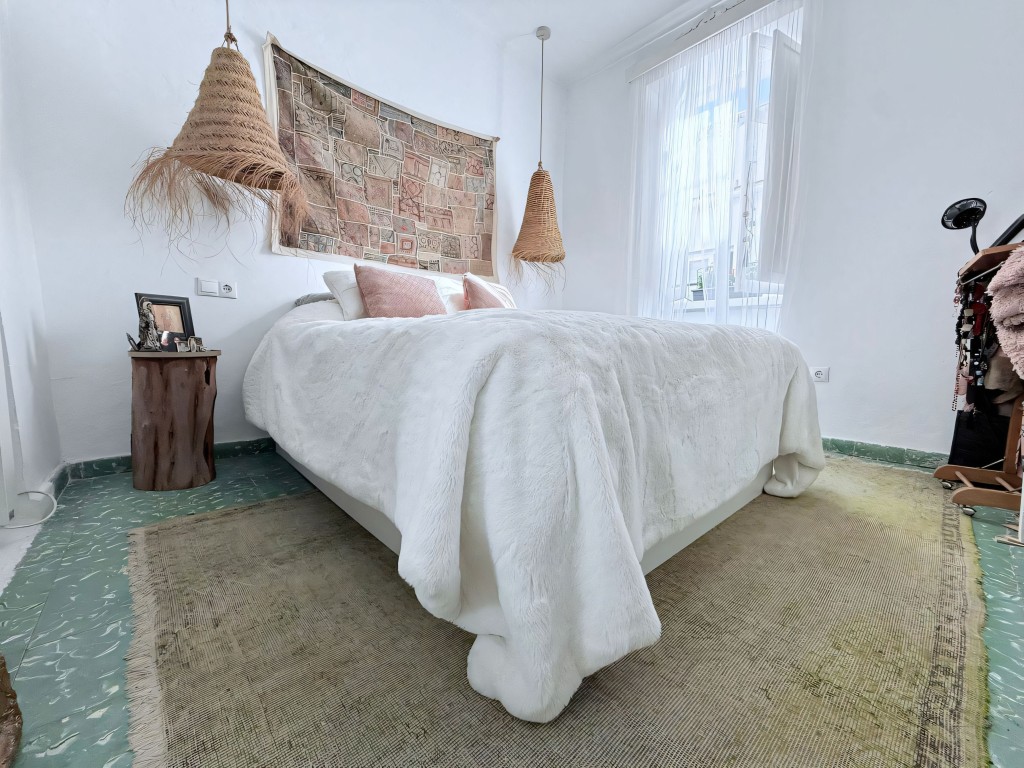 Coin renovated Townhouse (1)