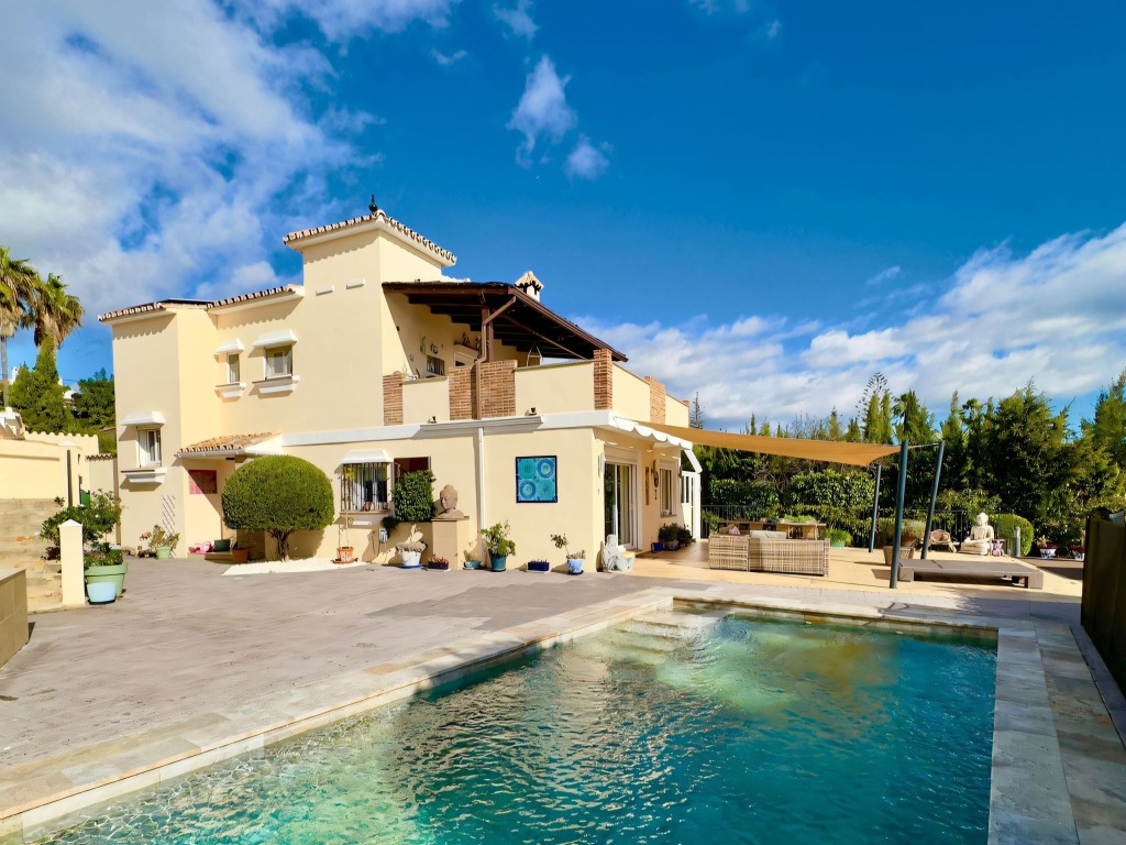 Las Lomas Estepona Villa (12)