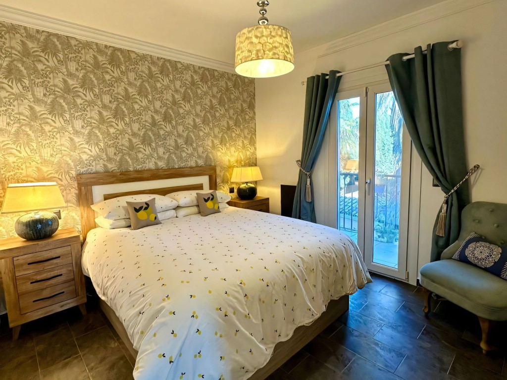 Las Lomas Estepona Villa (3)