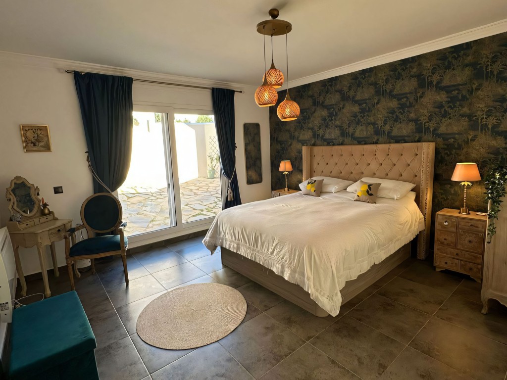 Las Lomas Estepona Villa (5)