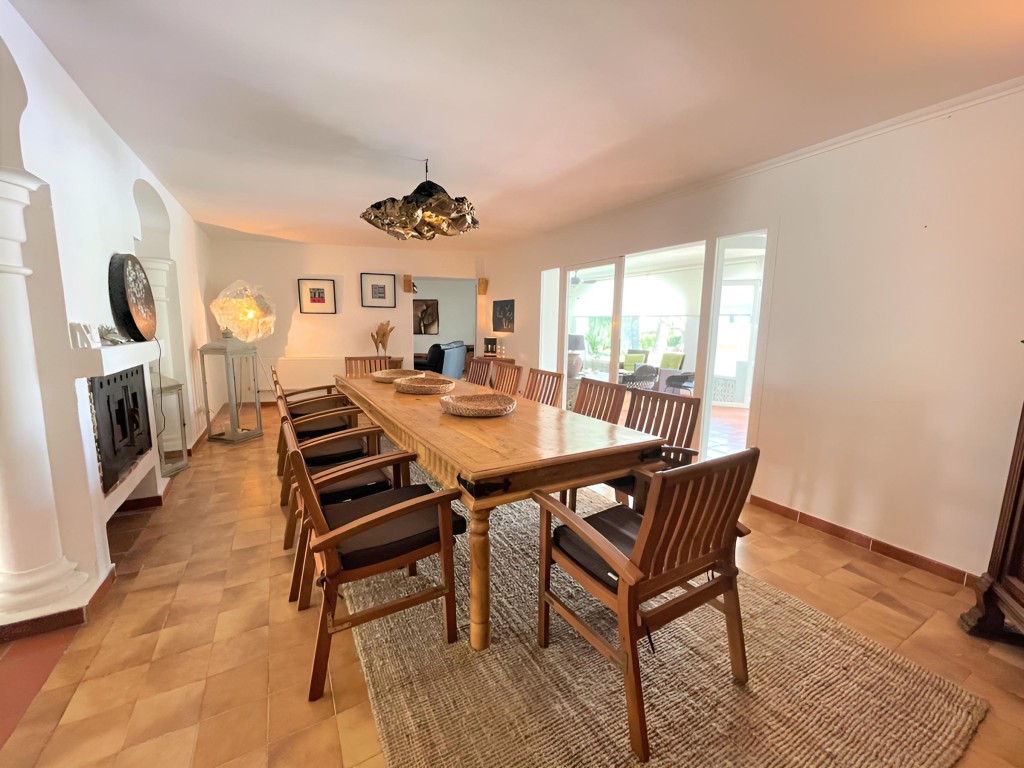 9-467d0cee5b725f3ef65f102a0c2e69c0