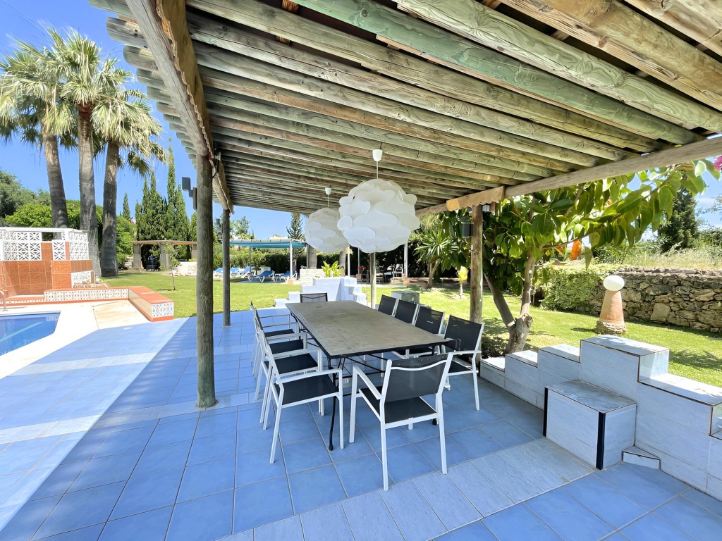 4-c23c0f86247804fa50226aecd8b0b2c8