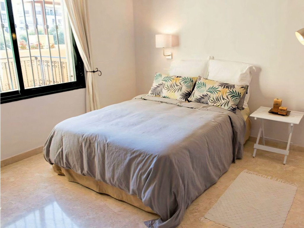 11-20939a0134ad724a8cb2a801094d15a4