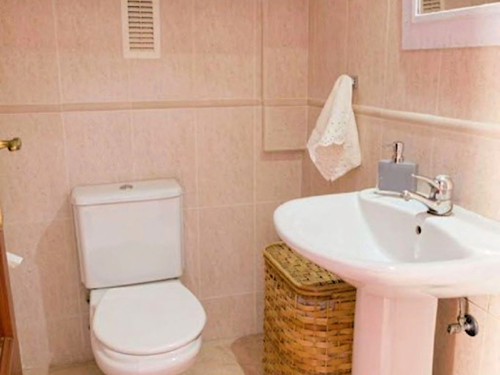 12-53013098fcab6c38b1379cd33298e050