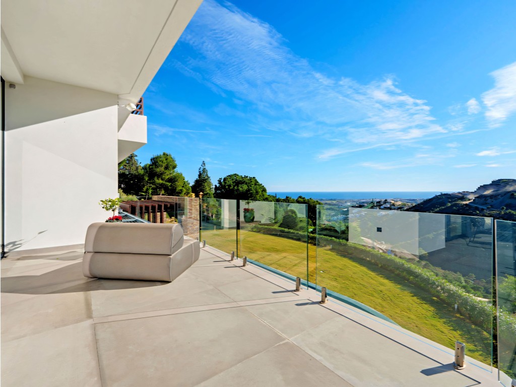 El Madro&ntilde;al luxury villa (27)