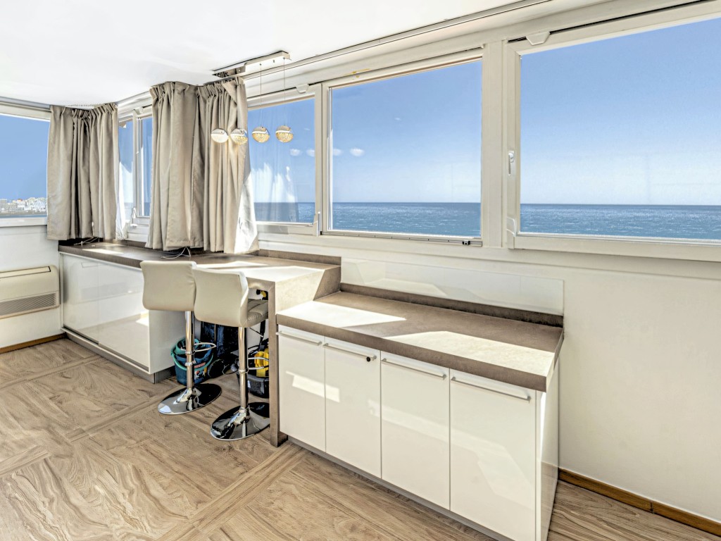 Estepona beachfront apartment (10)