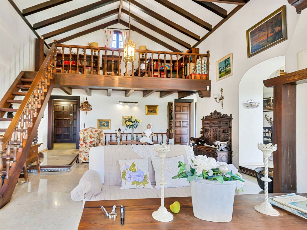 4-c23c0f86247804fa50226aecd8b0b2c8