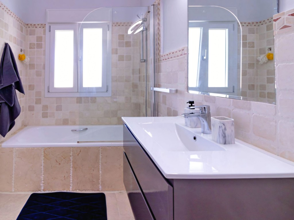 El Paraiso luxury villa (32)