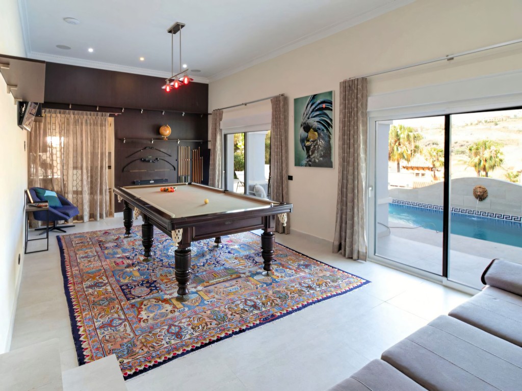 El Paraiso luxury villa (7)