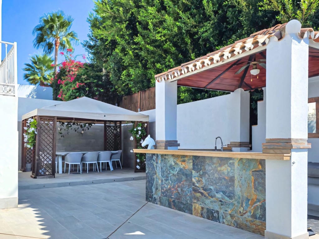 El Paraiso luxury villa (12)