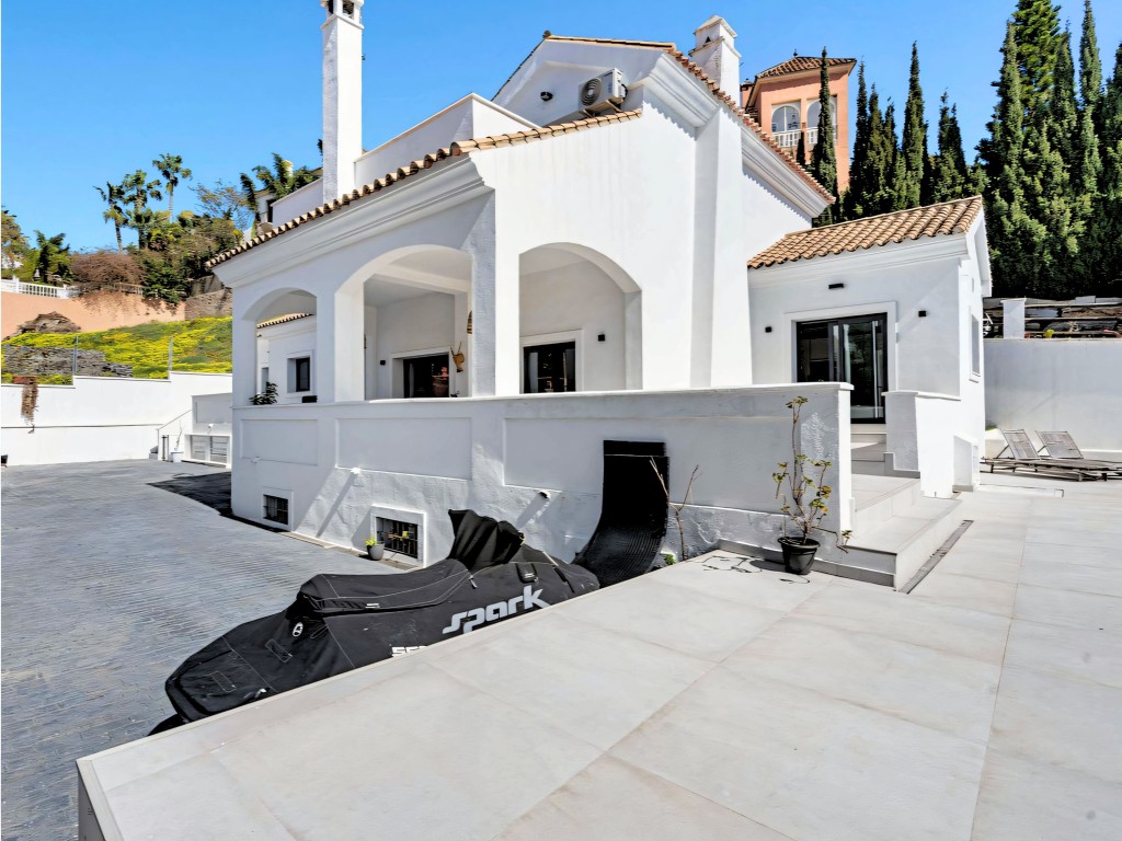 Forest Hills Villa (31)