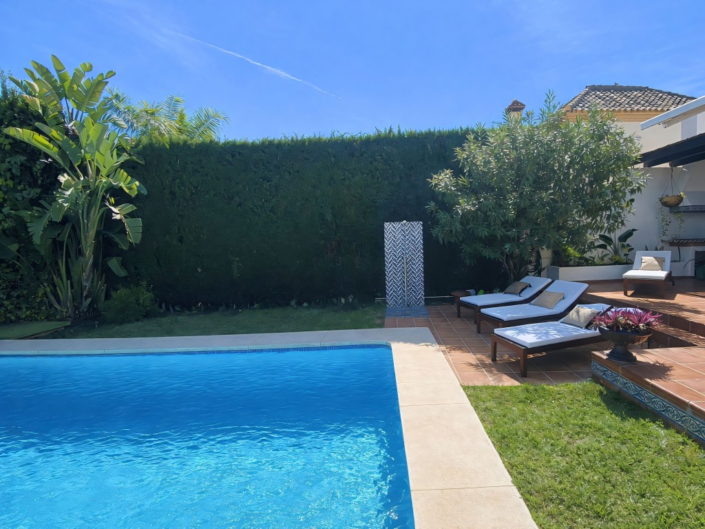 Nueva Andalucia Villa 2