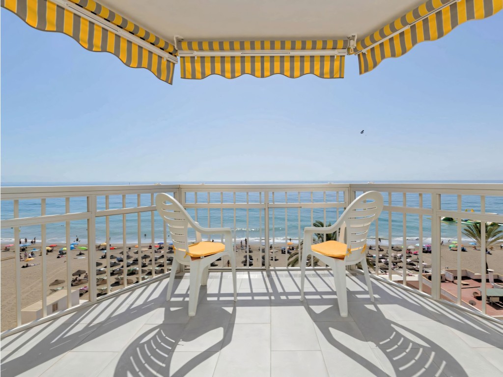 Fuengirola beachfront apartment (11)