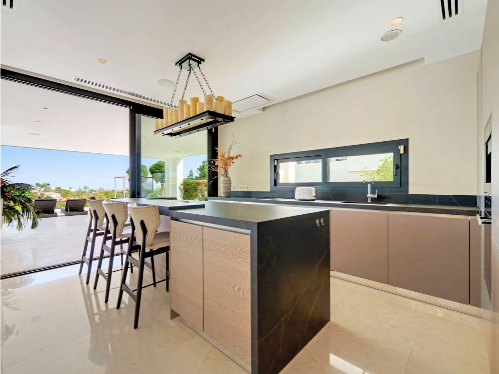 Marbella Golf Valley Villa (29)