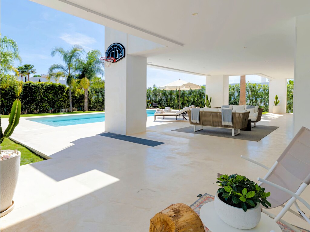 Nueva Andalucia Villa (33)