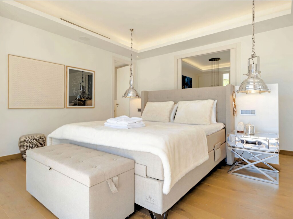 Nueva Andalucia Villa (39)