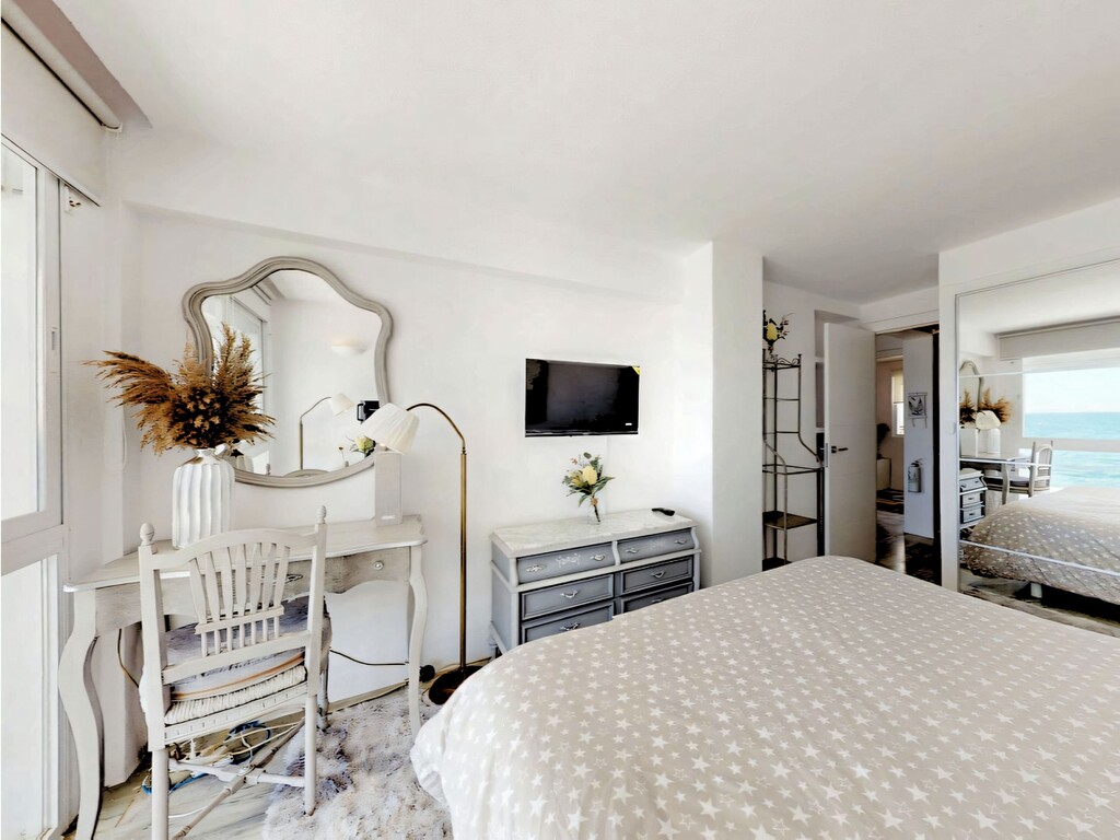 Estepona Beachfront apartment (30)