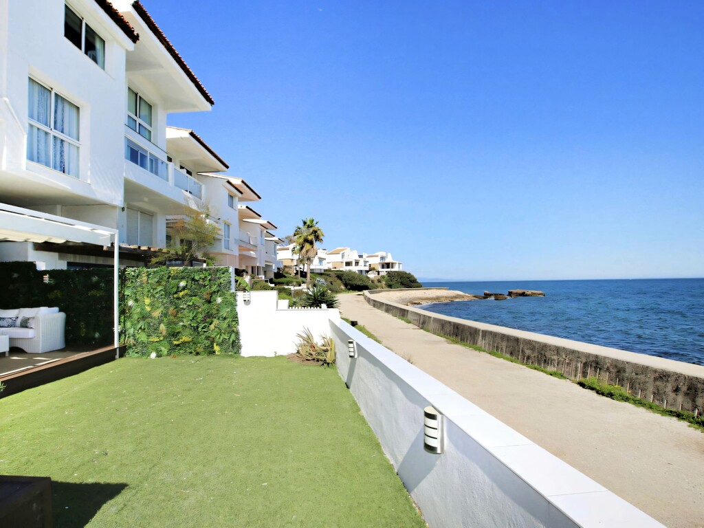 Estepona Beachfront apartment (17)