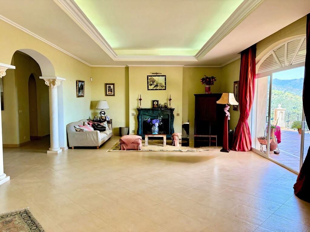 Forest Hills Country Villa (14)