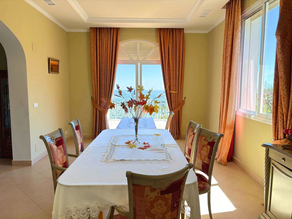 Forest Hills Country Villa (15)