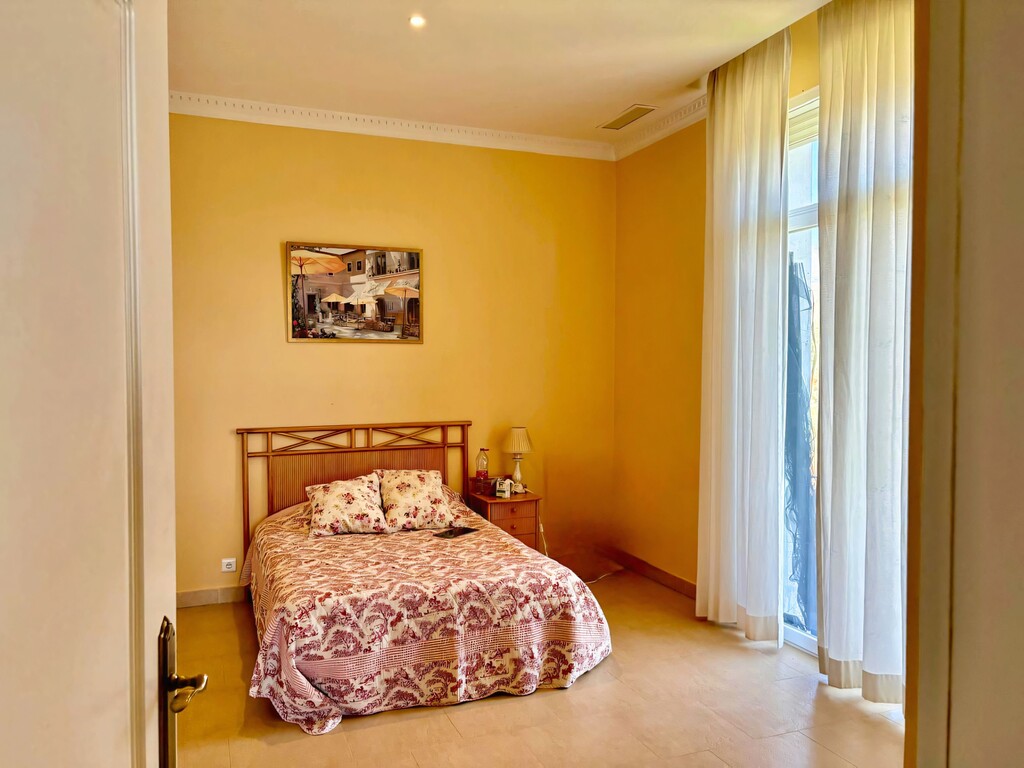 Forest Hills Country Villa (27)