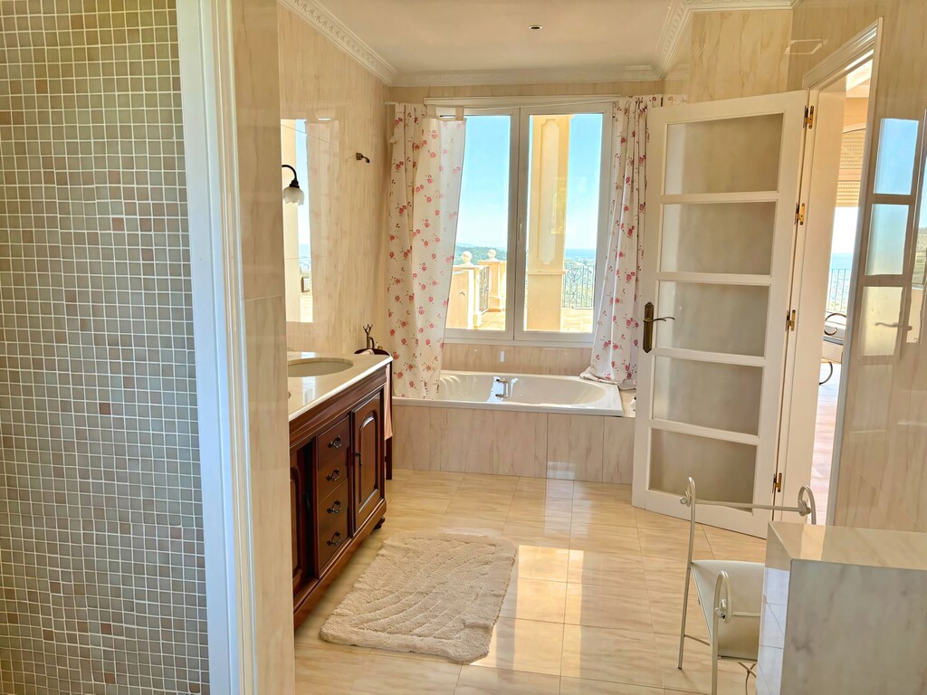 Forest Hills Country Villa (48)