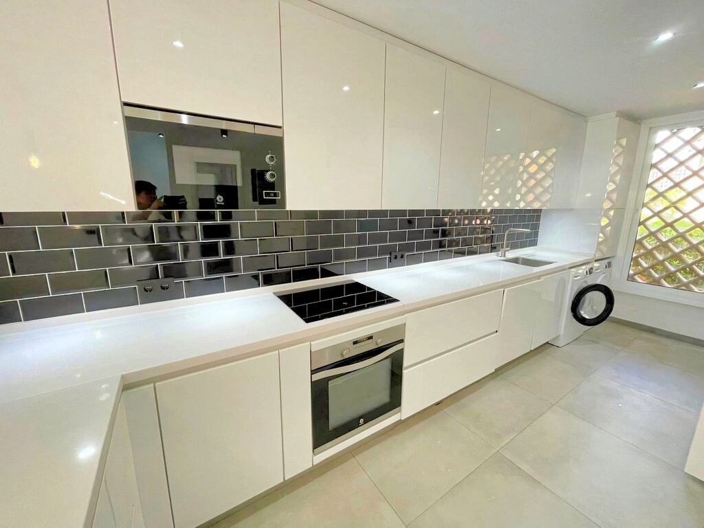 El Paraiso Bellevue Townhouse (6)