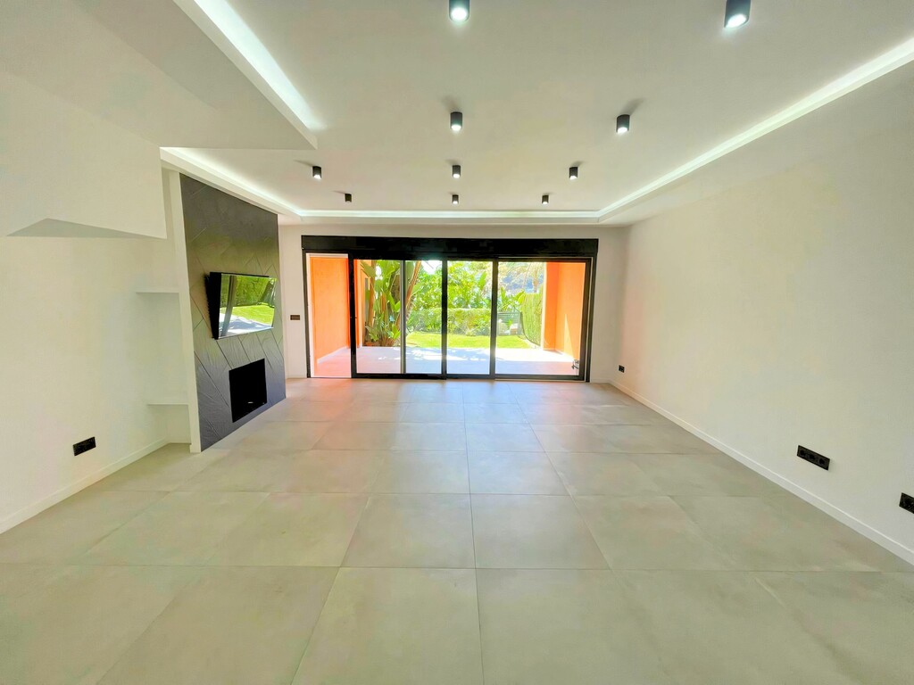 El Paraiso Bellevue Townhouse (7)