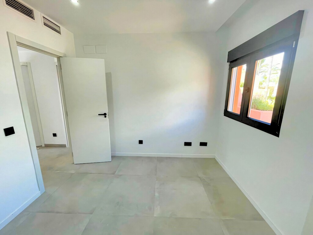 El Paraiso Bellevue Townhouse (18)