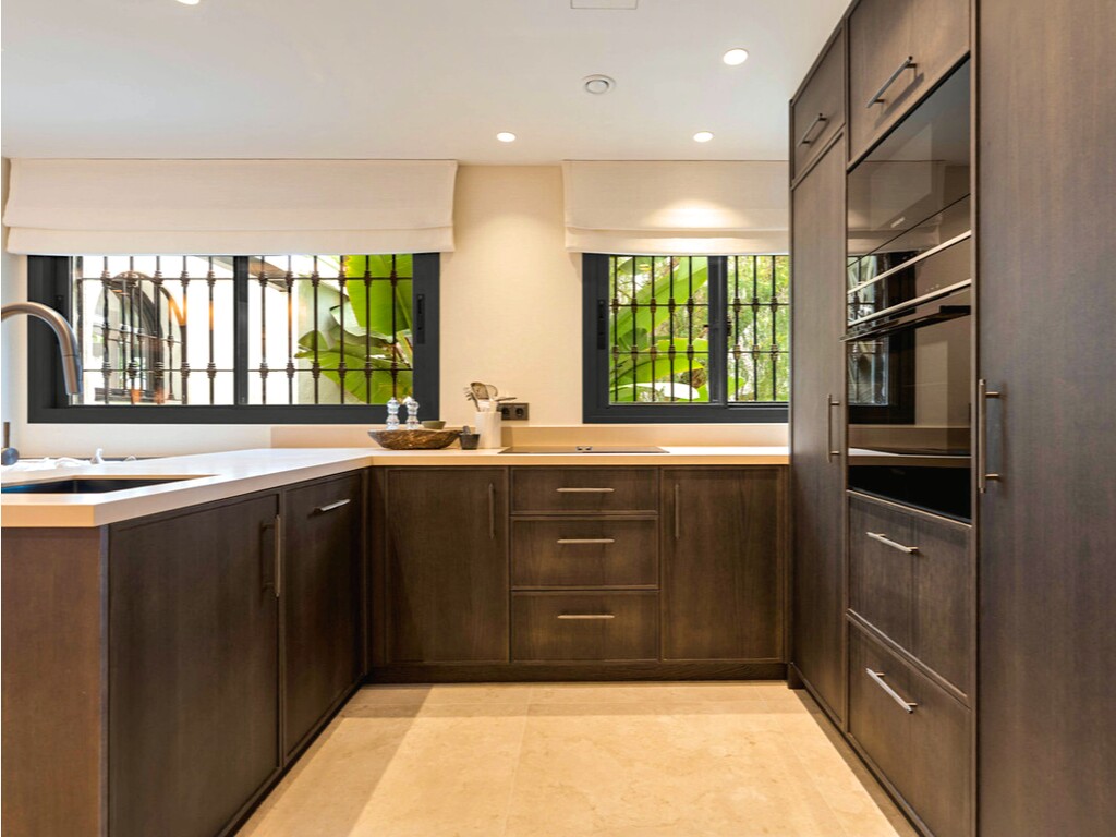 Marbella Golden Mile (2)