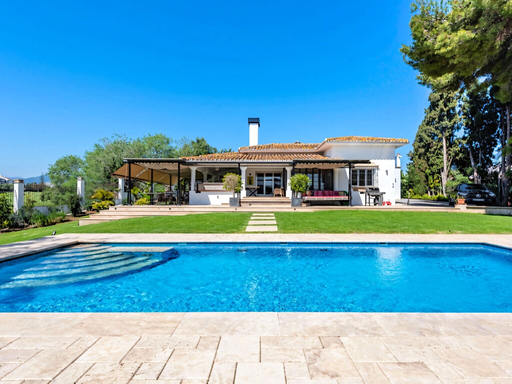 San Pedro Golf front Villa (12)