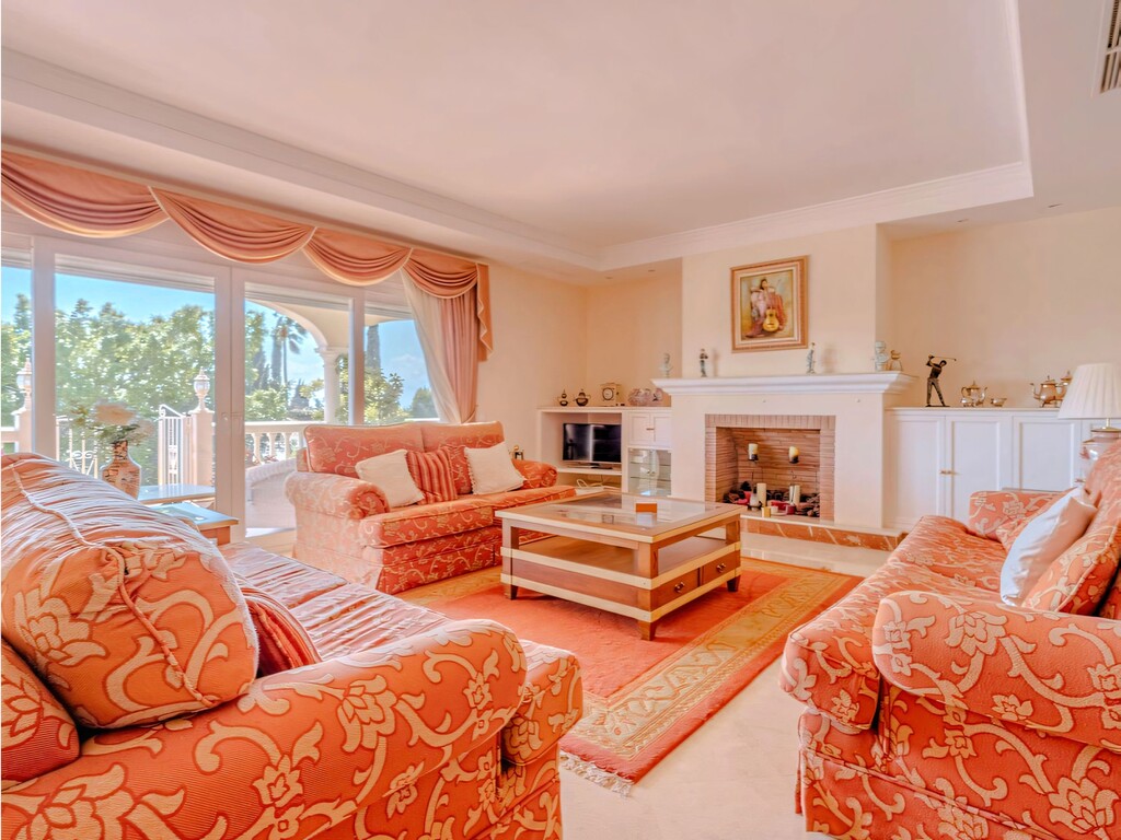 El Paraiso Medio Villa (37)