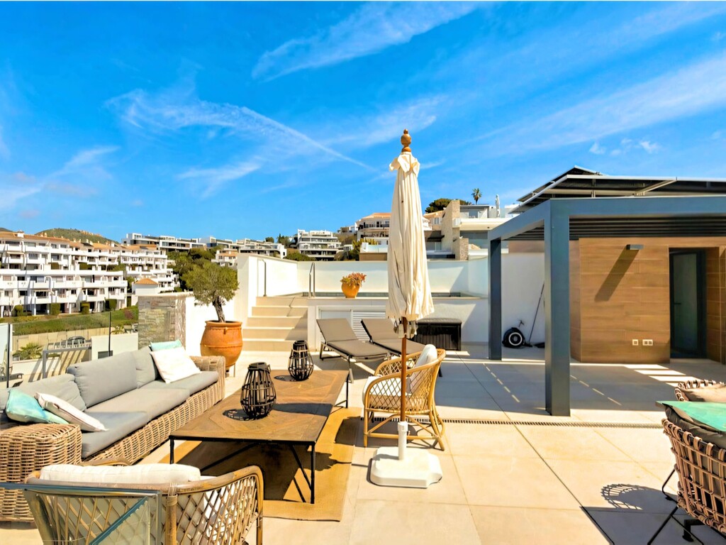 Artol Homes Penthouse (26)