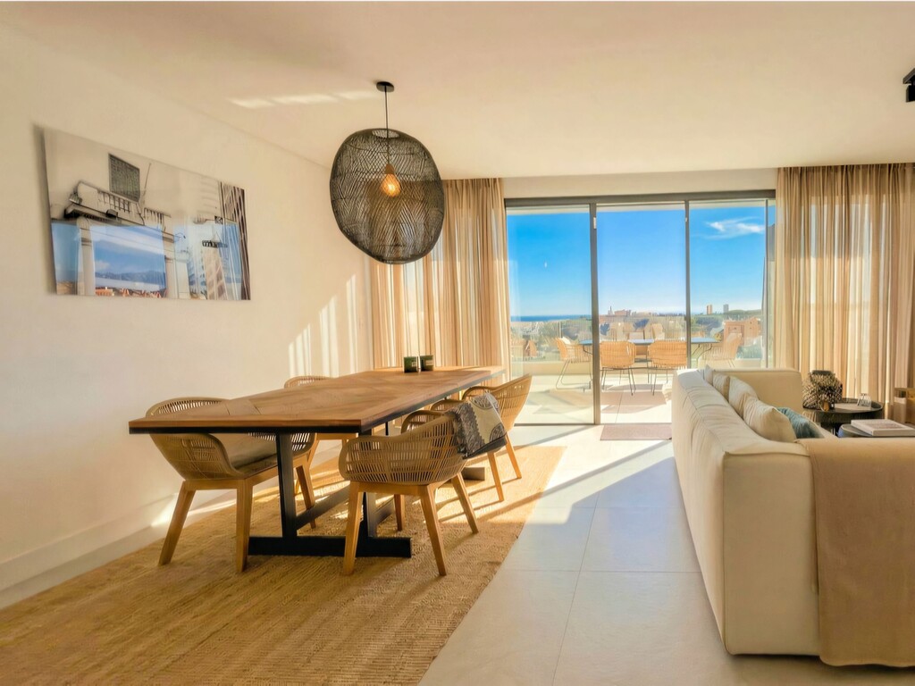 Penthouse Artola Homes