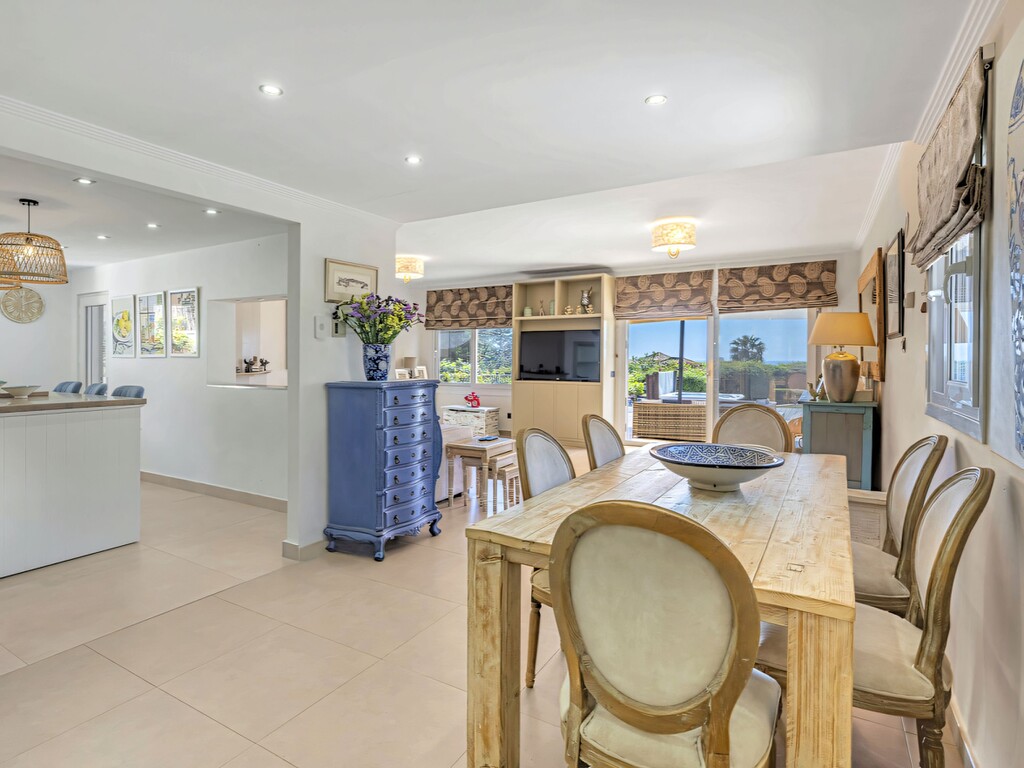 Estepona villa with guest house (25)