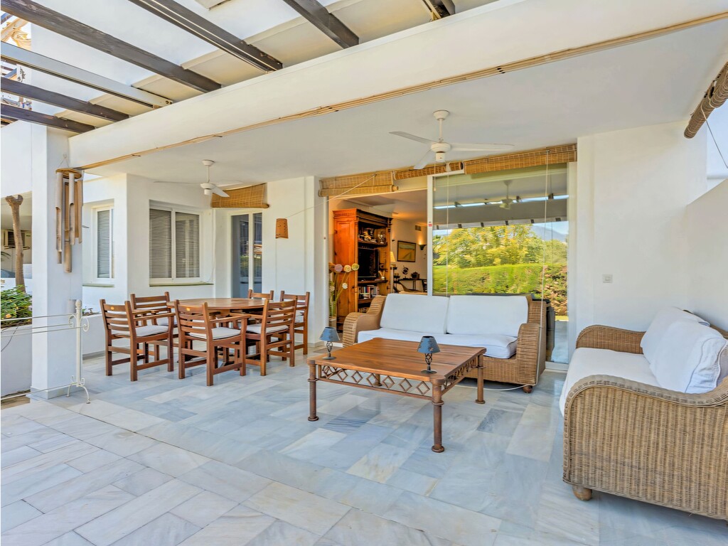 Las Jacarandas Bel Air (6)