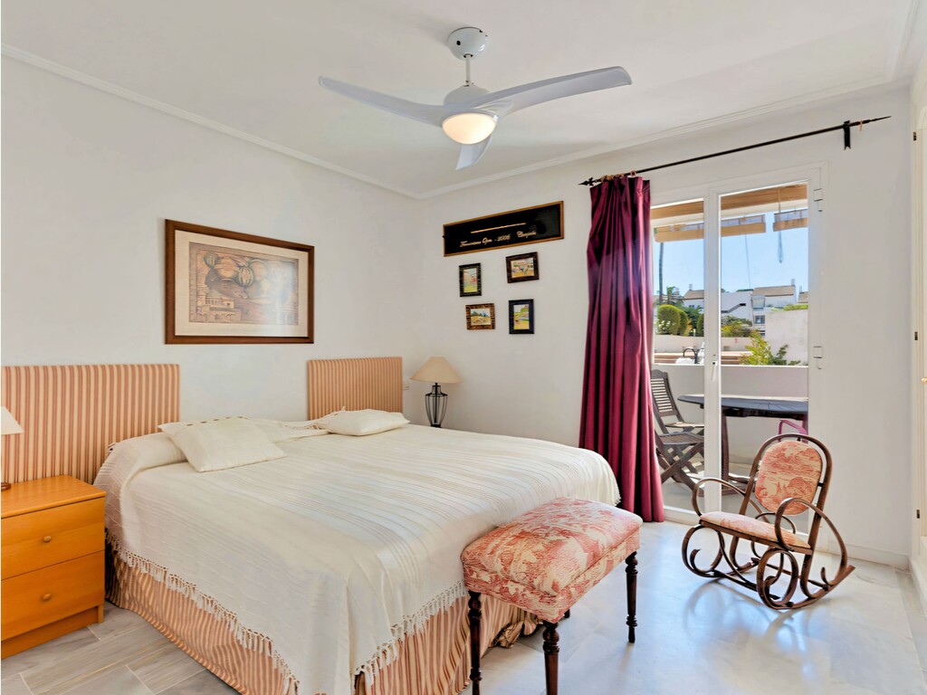 Las Jacarandas Bel Air (12)