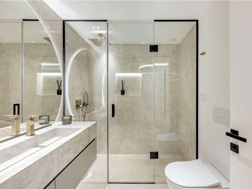 Renovated New Golden Mile apartment (17)