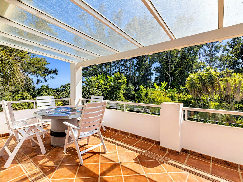 New Golden Mile beachside villa (12)