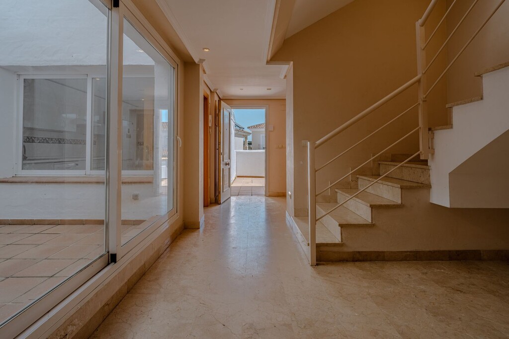 13-5fd73dea700db77384c091ca9818b1a9