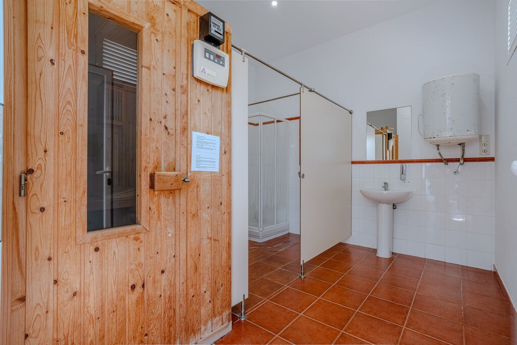 63-f3565e8d7e550c17d6ab042f35826cf1