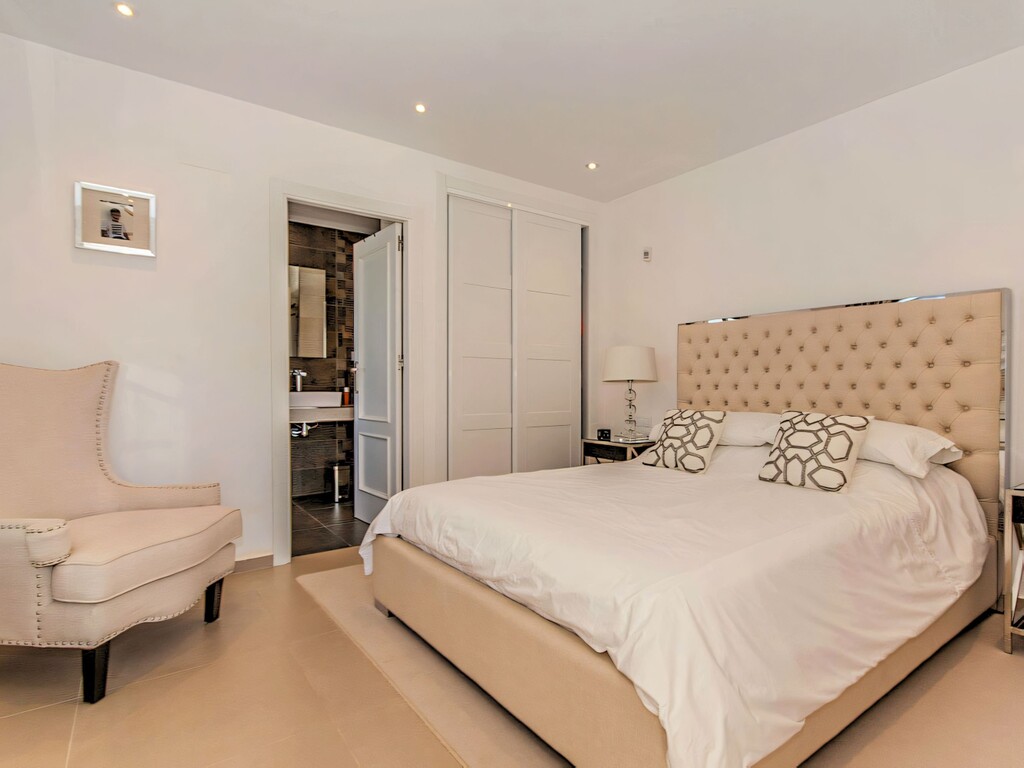White Pearl Beach Elviria (11)