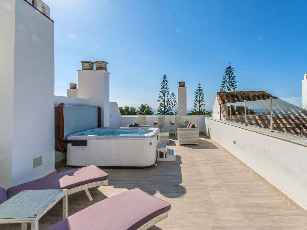 White Pearl Beach Elviria (5)