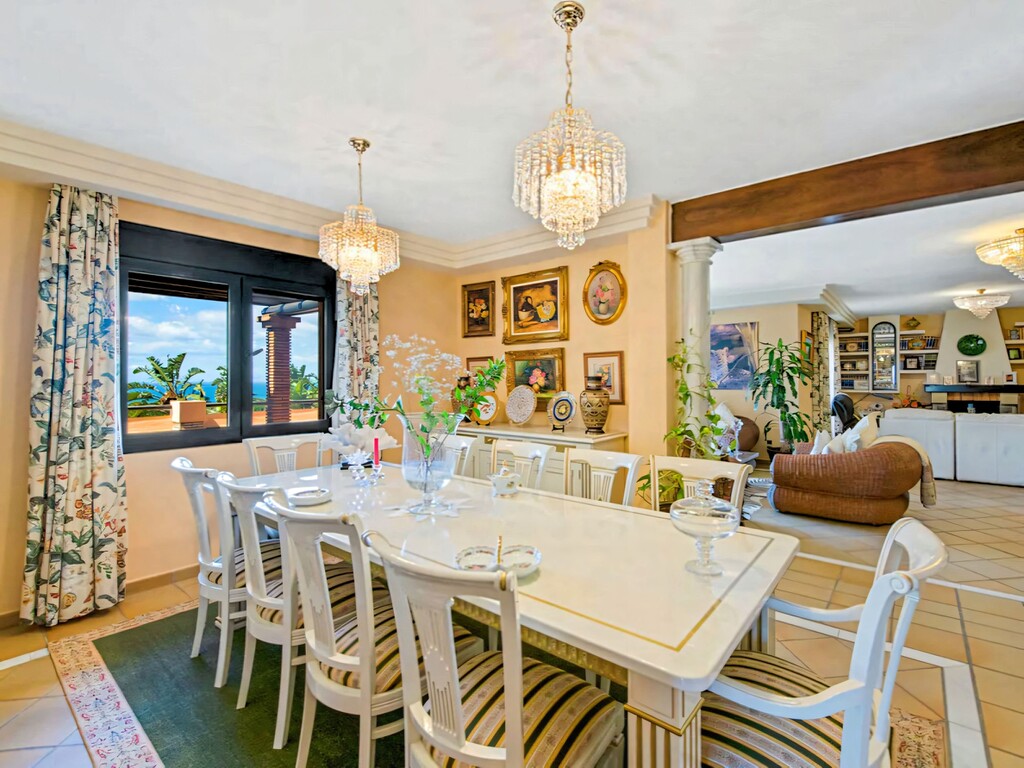 Villa at Reinoso Estepona (17)