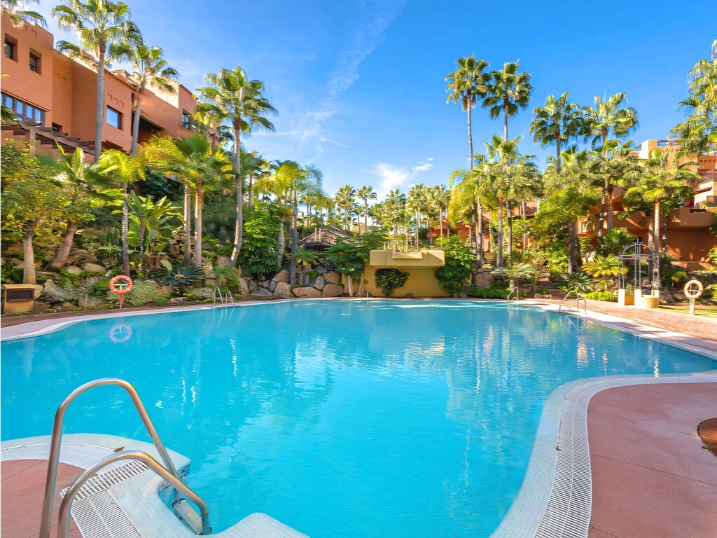 Alzambra Hill Club Marbella (3)