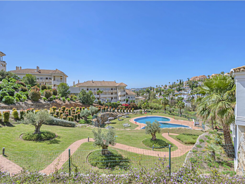 Be Aloha Penthouse Nueva Andalucia_1