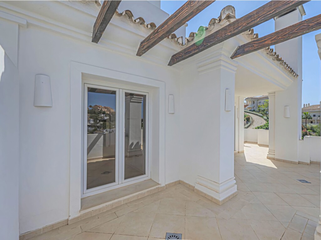 Be Aloha Penthouse Nueva Andalucia_4