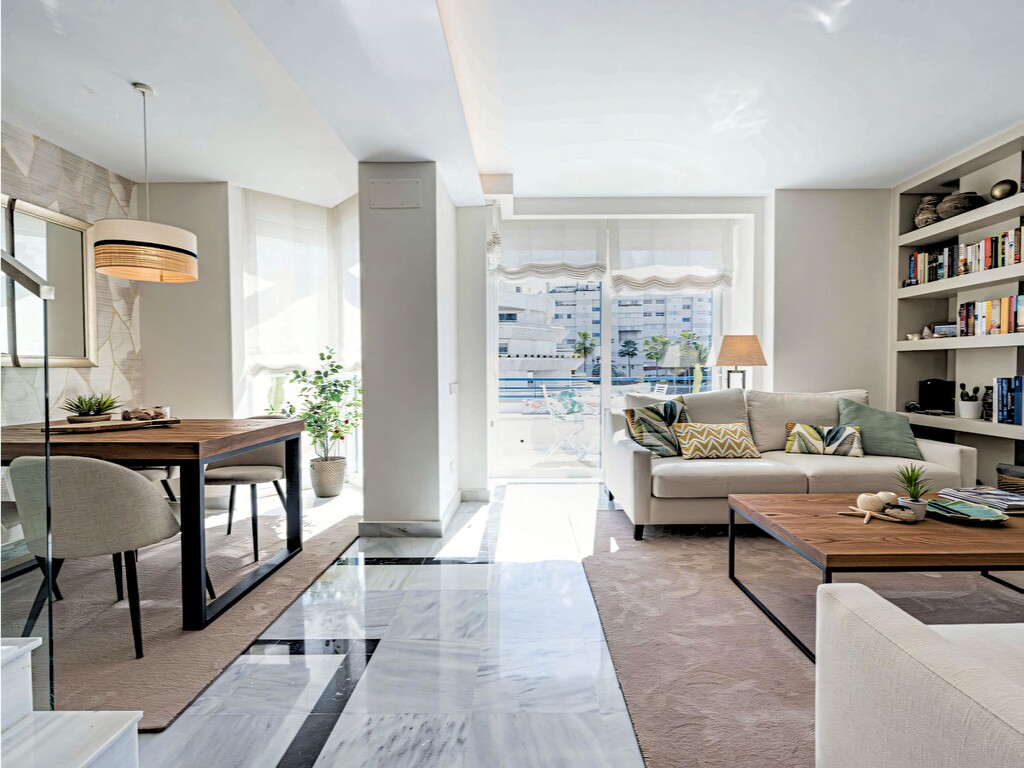 Marbella House penthouse with pool_34